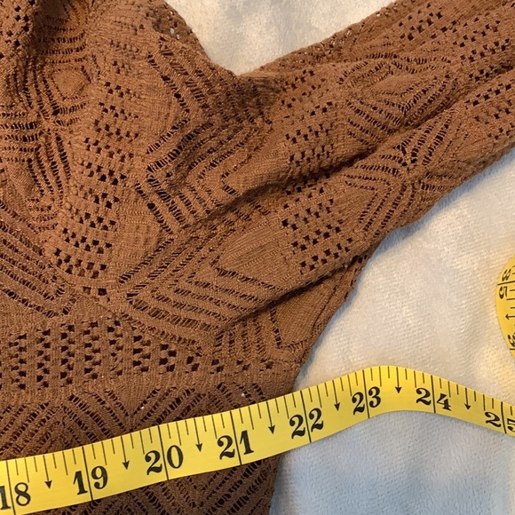 Oscar by Oscar De Larenta Brown Lace mesh Top blouse scoop neck ruffle trim XL - Picture 7 of 8